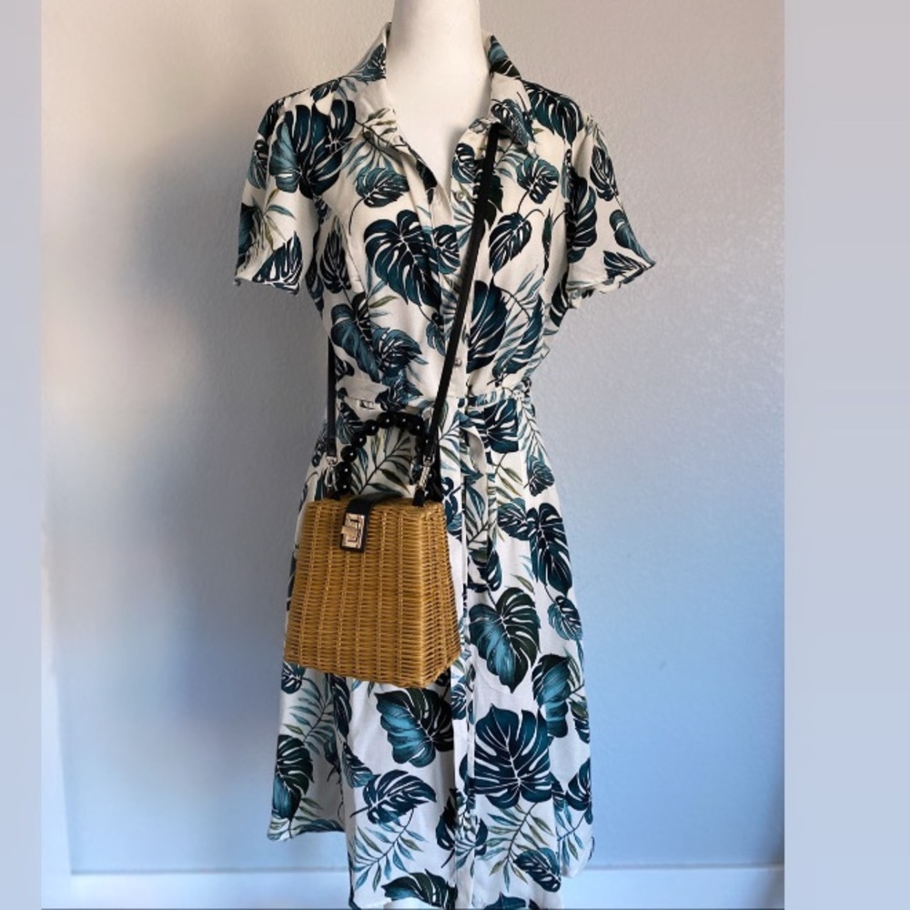 🌴 NAIF tropical button up dress 🌴